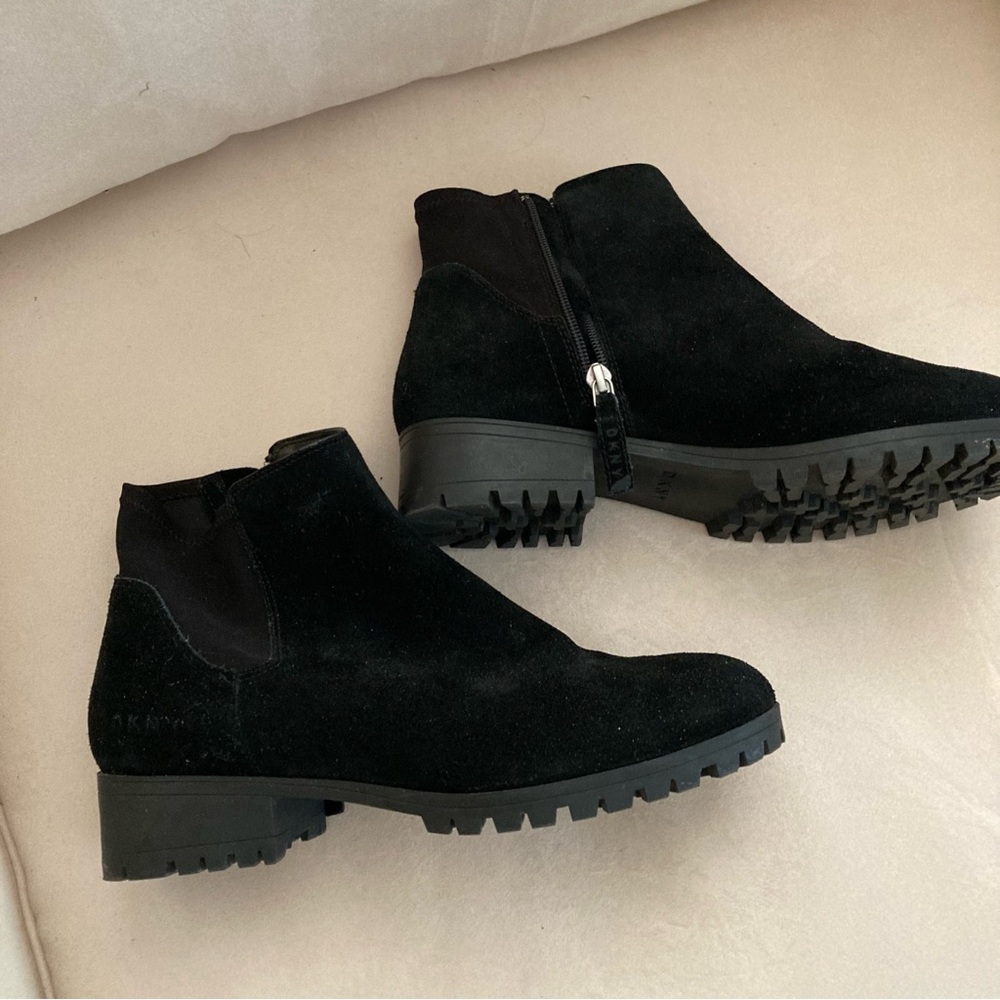 DKNY suede leather winter booties sz 10/41 NWOT